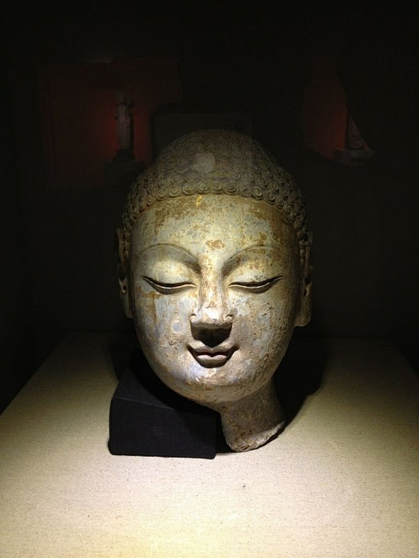 北魏佛头不亚于蒙娜丽莎的微笑