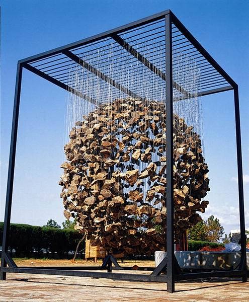 石头装置艺术品