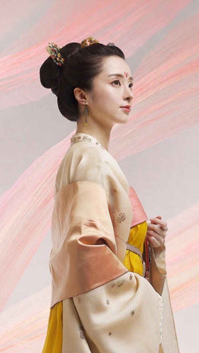 柜中美人黄轻风胡冰卿