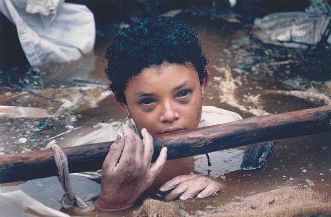 1985哥伦比亚内瓦多德鲁伊斯火山爆发omairasanchez12岁