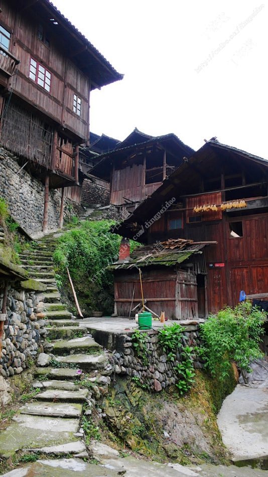 7转载贵州民居苗寨吊脚楼huzeliang1988新浪博客