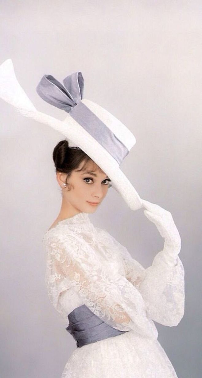 奥黛丽赫本纯白刺绣欧根纱礼服婚纱淑女宽檐帽