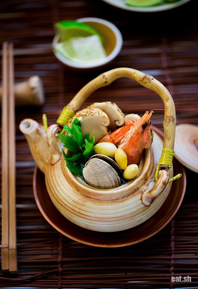 松茸土瓶蒸どびんむし