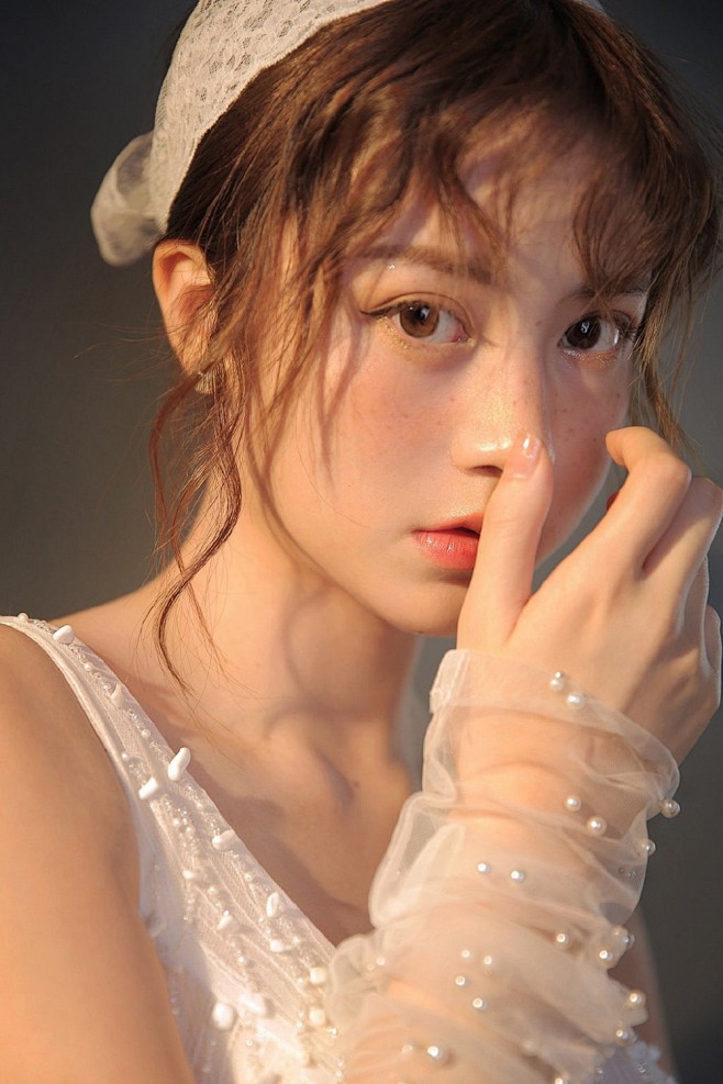 蕾丝白纱美女气质慵懒迷人身姿窈窕性感女生照片10清纯美女美女图片