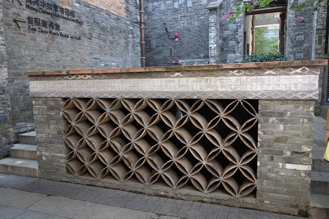 岭南新天地   通风井美化?